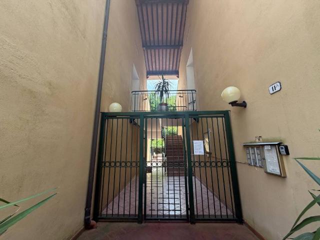 Appartamento in vendita a Sant'Erminio, Cenerente