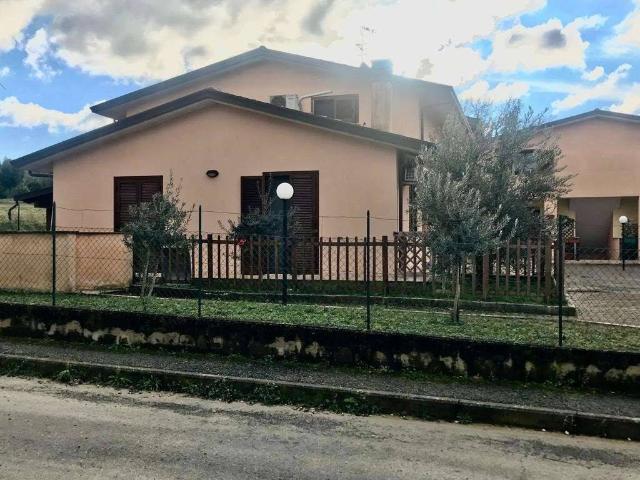 Appartamento in vendita a Cenerente, Umbria