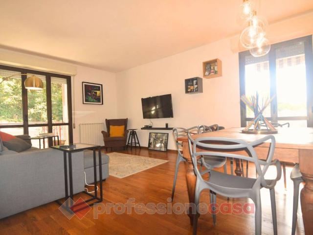 Appartamento in vendita a Sant'Erminio, Cenerente