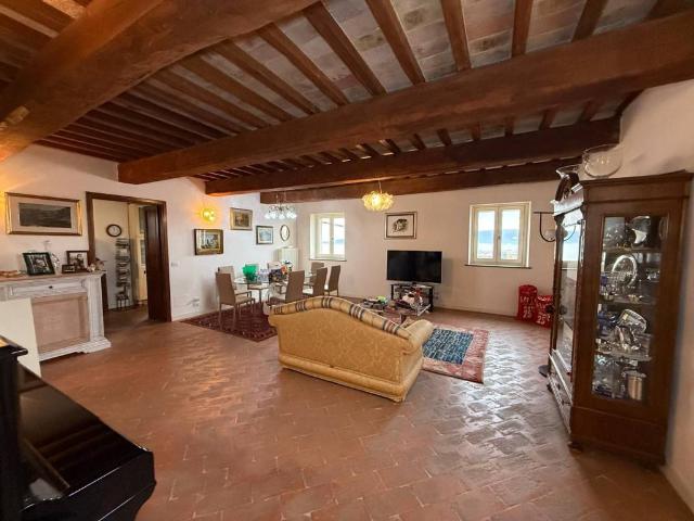 Appartamento in vendita a Sant'Erminio, Cenerente