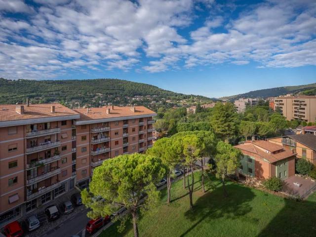 Appartamento in vendita a Cenerente, Umbria