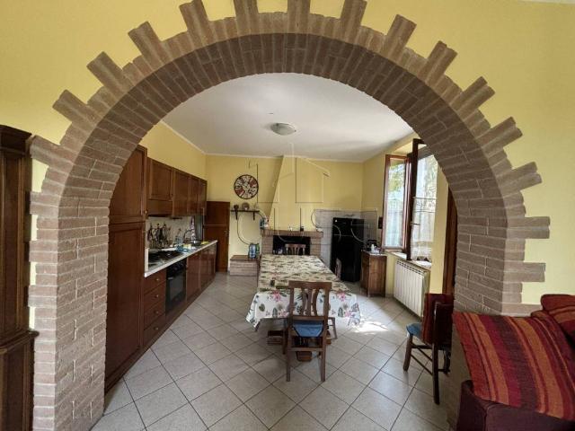 Appartamento in vendita a Cenerente, Umbria