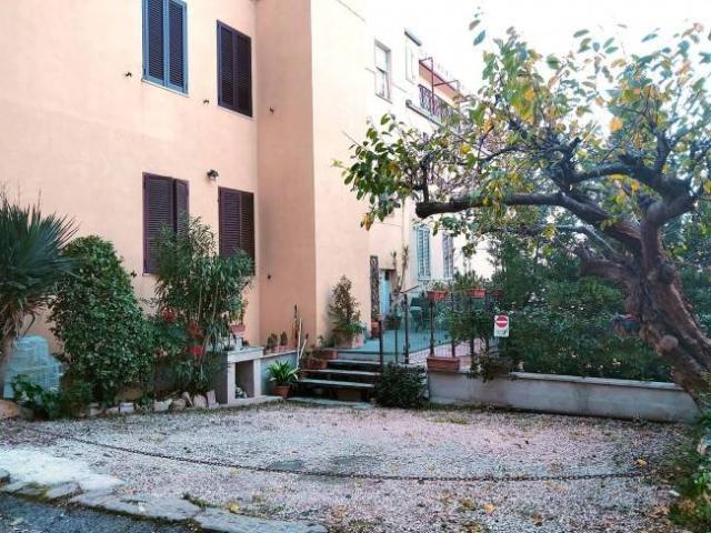 Appartamento in vendita a Sant'Erminio, Cenerente
