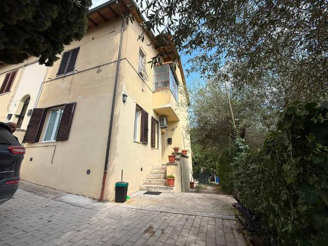 Appartamento in vendita a Santa Lucia, Cenerente