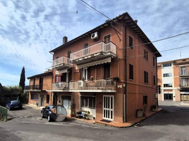 Appartamento in vendita a Montebello, Cenerente