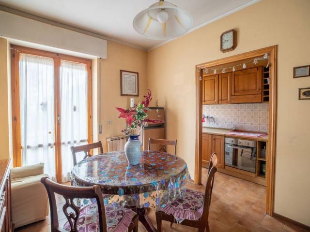 Appartamento in vendita a Cenerente, Umbria