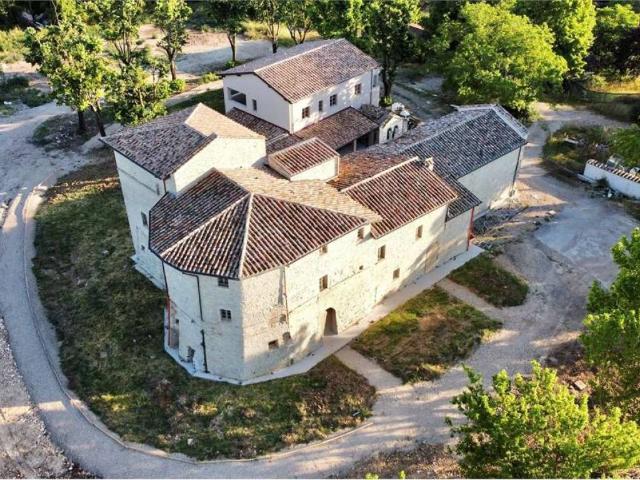 Appartamento in vendita a Santa Sabina, Cenerente