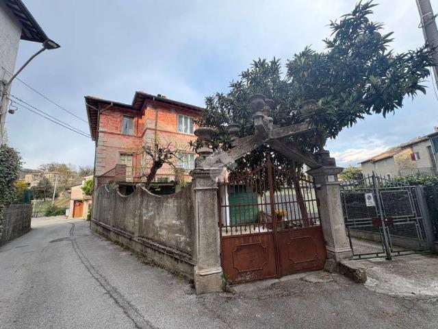 Appartamento in vendita a Cenerente, Umbria