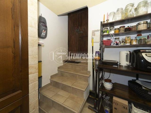 Appartamento in vendita a Sant'Erminio, Cenerente