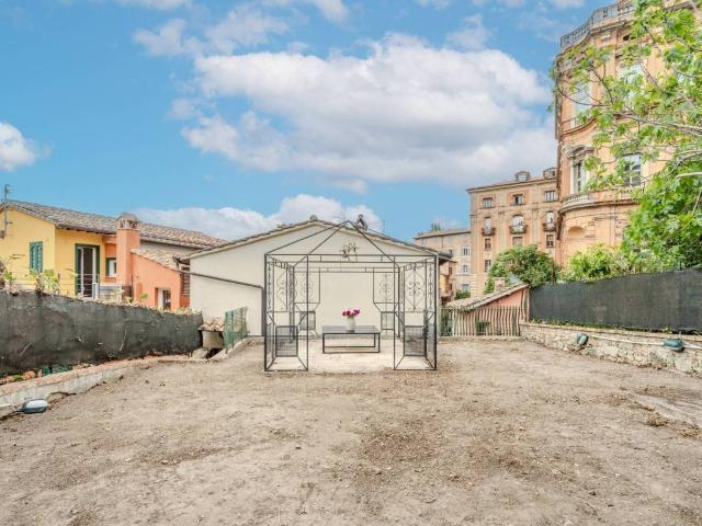 Appartamento in vendita a Sant'Erminio, Cenerente