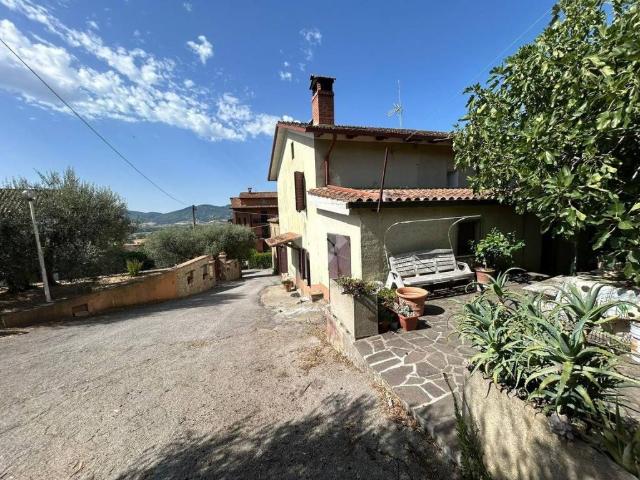 Appartamento in vendita a Cenerente, Umbria