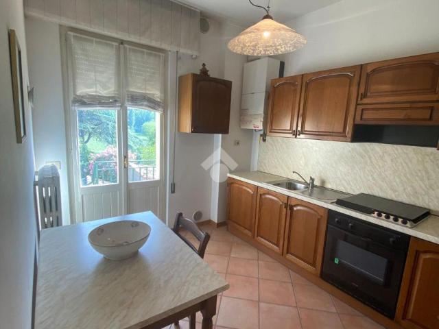 Appartamento in vendita a Colombarone, Marche