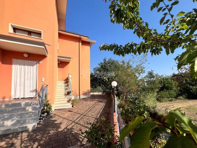 Appartamento in vendita a Marche, Pesaro E Urbino