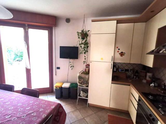 Appartamento in vendita a Pesaro, Pesaro E Urbino