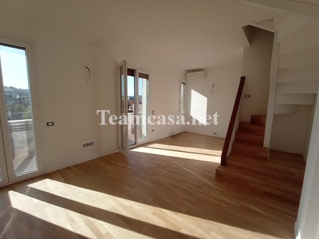 Appartamento in vendita a Centro Storico, Marche