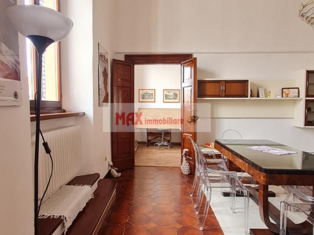 Appartamento in vendita a Pesaro, Pesaro E Urbino