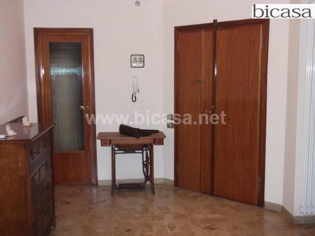 Appartamento in vendita a Centro Storico, Marche