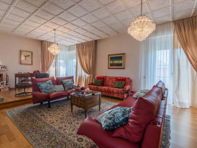 Appartamento in vendita a Loreto, Marche