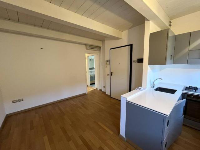 Appartamento in vendita a Centro Storico, Marche