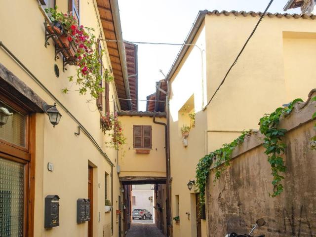 Appartamento in vendita a Centro Storico, Marche
