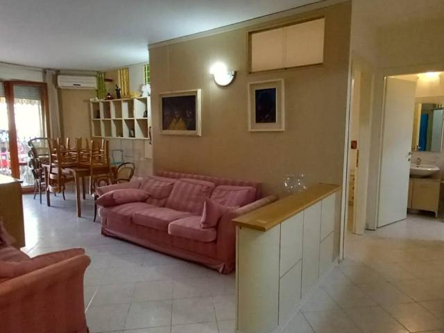 Appartamento in vendita a Centro Storico, Marche