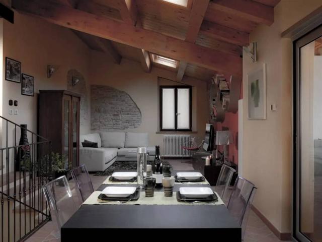 Appartamento in vendita a Pesaro, Pesaro E Urbino