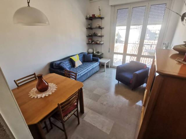 Appartamento in vendita a Pesaro, Pesaro E Urbino