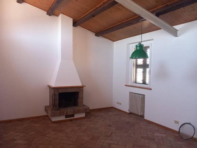 Appartamento in vendita a Centro Storico, Marche