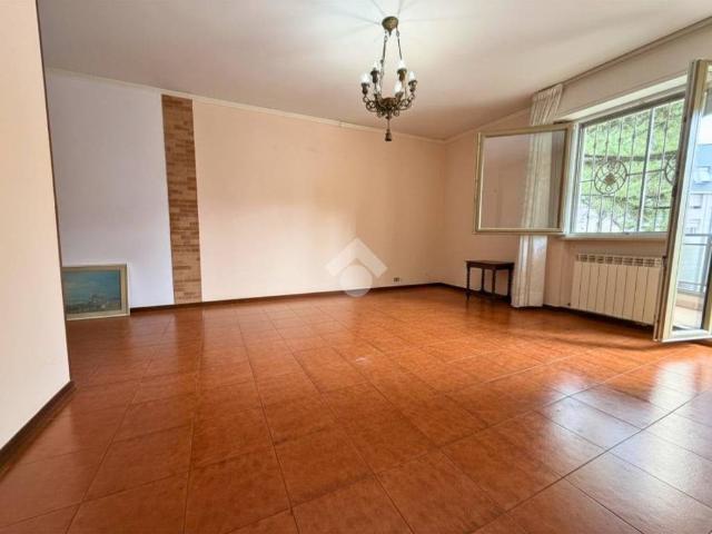 Appartamento in vendita a Villa Fastiggi, Marche
