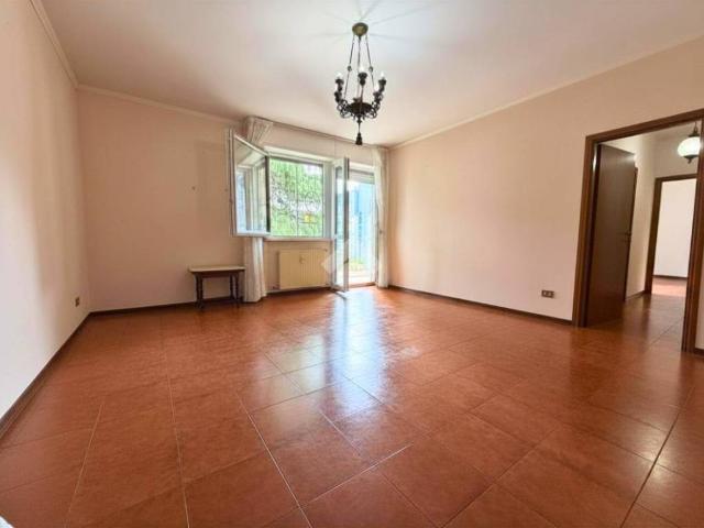 Appartamento in vendita a Villa Fastiggi, Marche