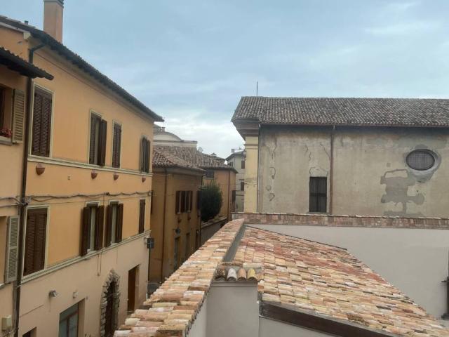 Appartamento in vendita a Centro Storico, Marche