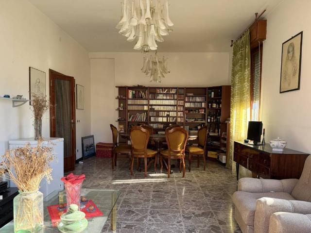 Appartamento in vendita a Loreto, Marche