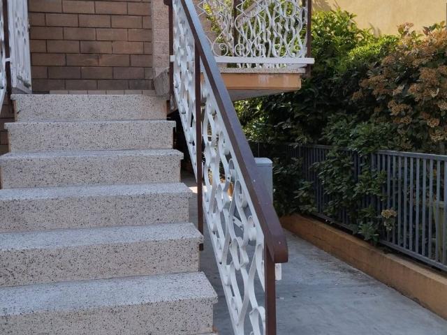 Appartamento in vendita a Miralfiore, Marche