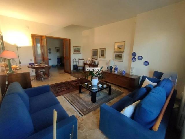 Appartamento in vendita a Centro Storico, Marche