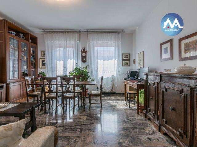 Attico in vendita a Loreto, Marche