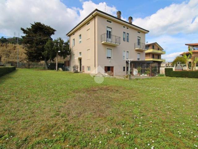 Appartamento in vendita a Santa Veneranda, Marche