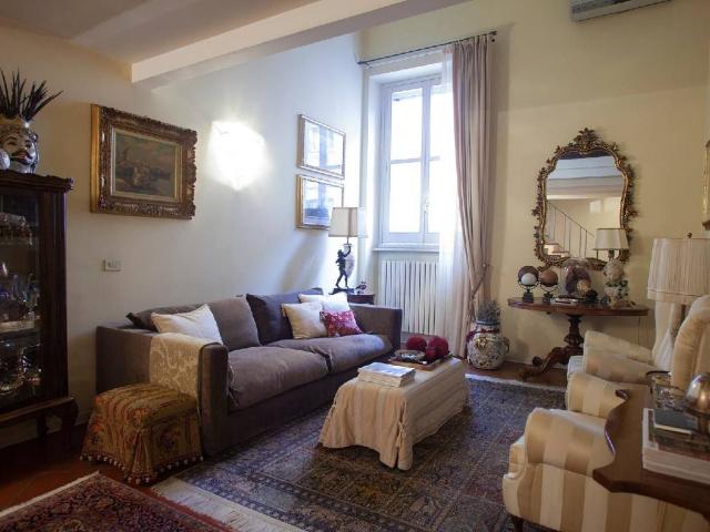Appartamento in vendita a Centro Storico, Marche