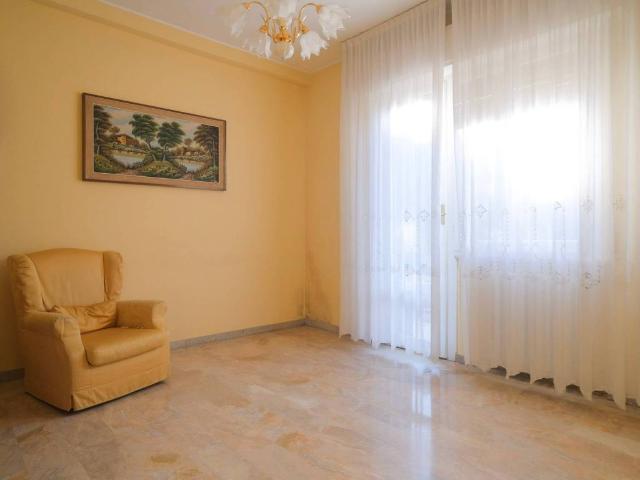Appartamento in vendita a Miralfiore, Marche