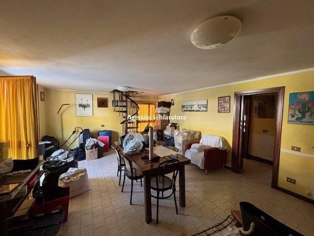 Appartamento in vendita a Case Bruciate, Marche