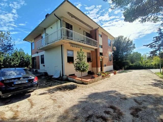 Appartamento in vendita a Marche, Pesaro E Urbino