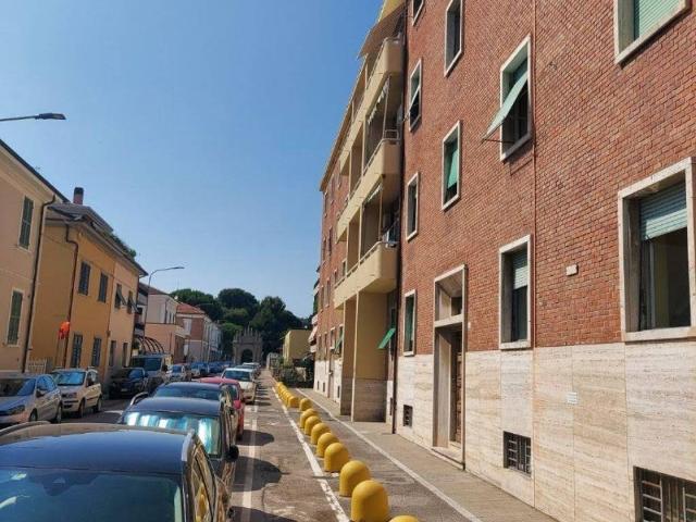 Appartamento in vendita a Marche, Pesaro E Urbino