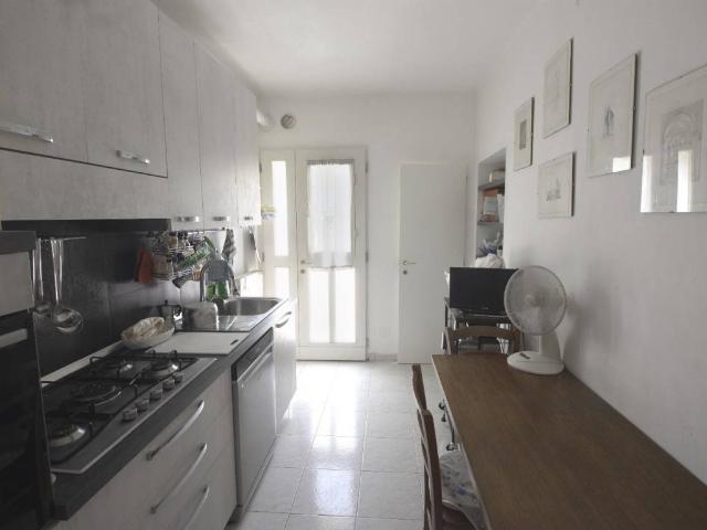 Appartamento in vendita a Calcinari, Marche
