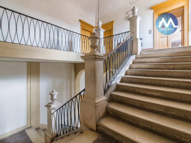 Appartamento in vendita a Centro Storico, Marche