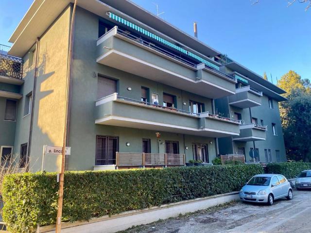 Appartamento in vendita a Loreto, Marche