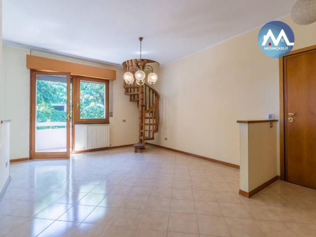 Appartamento in vendita a Marche, Pesaro E Urbino