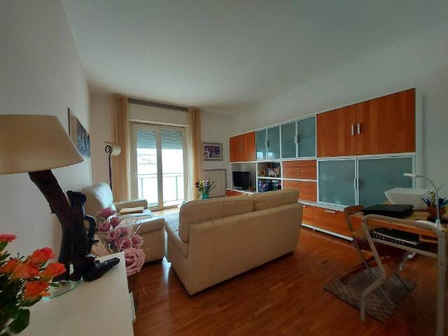 Appartamento in vendita a Baia Flaminia, Marche