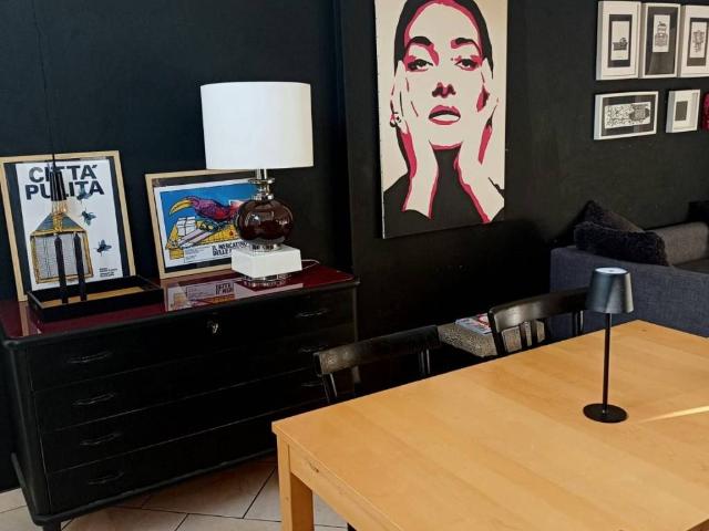 Appartamento in vendita a Pesaro, Pesaro E Urbino