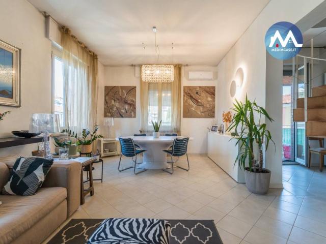 Appartamento in vendita a Centro Storico, Marche