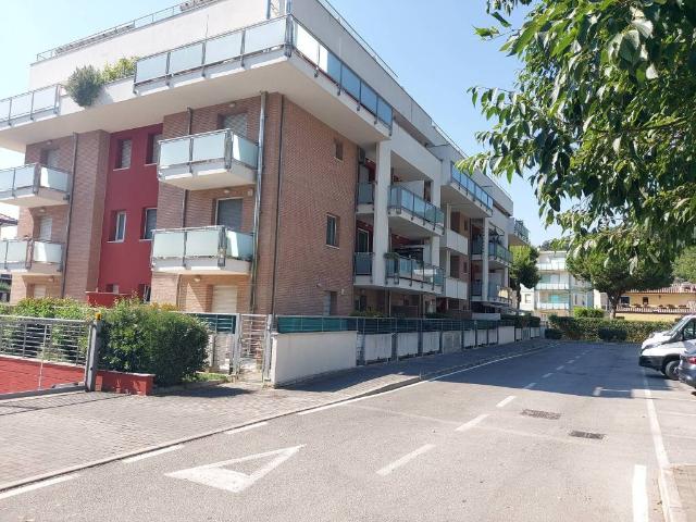 Appartamento in vendita a Baia Flaminia, Marche