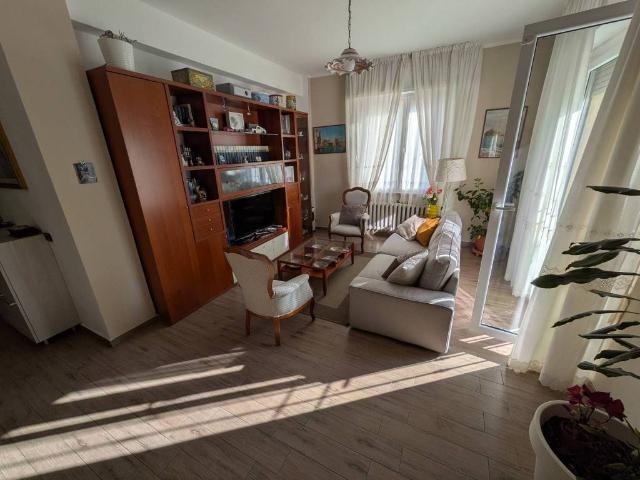 Appartamento in vendita a Marche, Pesaro E Urbino